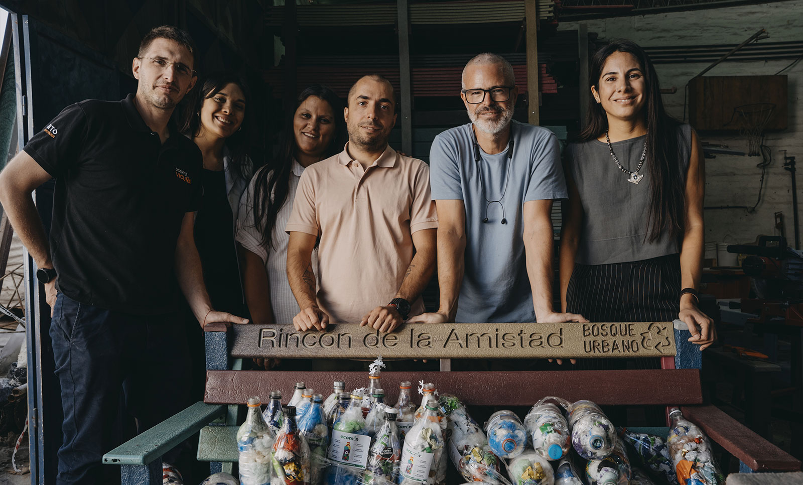 Donamos más de 100 ecobotellas a Bosque Urbano