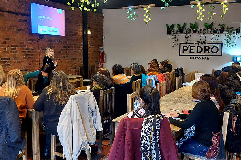 Mujeres Tech 1